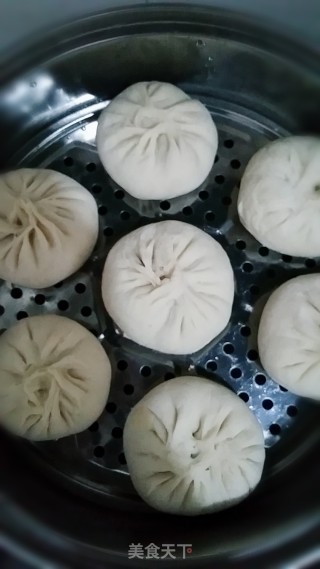 韭菜鸡蛋包子创新的做法
