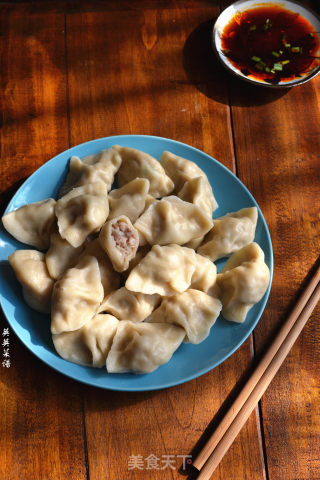 大肉莲菜饺子的做法