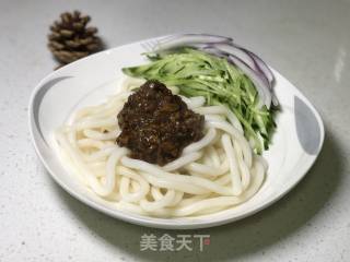 烤鸭炸酱乌冬面的做法