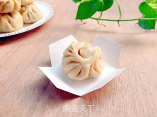 “御寒美食”红萝卜羊肉包子的做法
