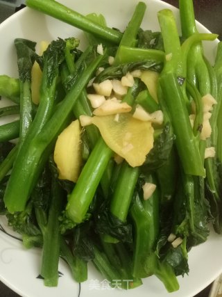 清炒菜心/芥兰的做法