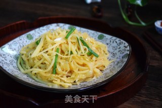 酸菜土豆丝的做法