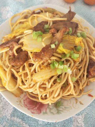 瘦肉炒面的做法
