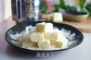 牛奶椰丝小方的做法