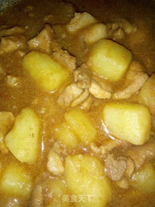 土豆炖猪肉的做法