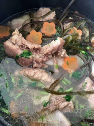 海带炖排骨的做法