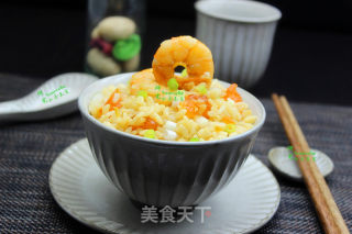 咸蛋黄虾仁炒饭