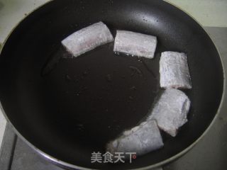 盐酥带鱼的做法步骤：4