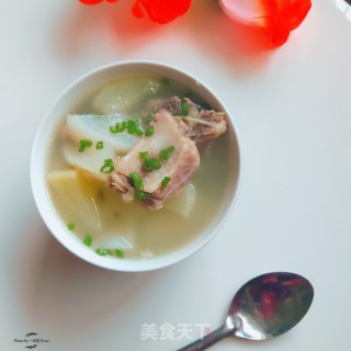 红枣萝卜排骨汤的做法