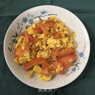 西红柿炒鸡蛋的做法