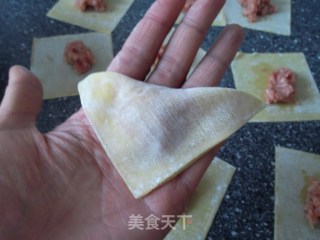 不信你不流口水 - 红油抄手（自制香喷喷的辣椒红油）的做法步骤：14