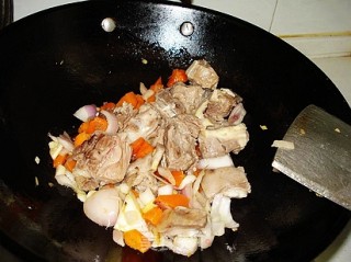 羊肉手抓饭的做法步骤：6