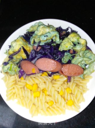 “ 花样美食 ”紫甘蓝火腿意面的做法