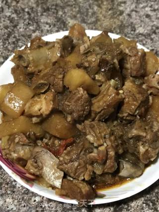 电饭煲土豆焖排骨的做法