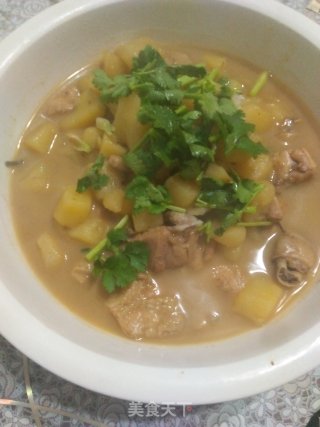 土豆炖鸡腿肉的做法