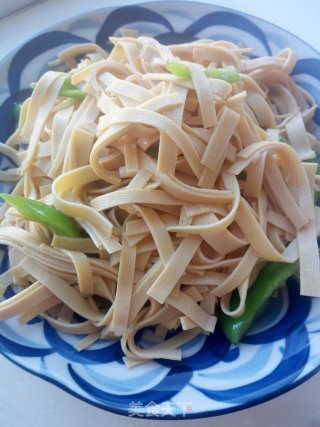 尖椒干豆腐的做法