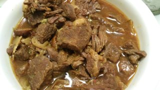 炖牛肉的做法
