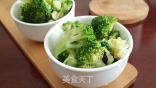 蒜蓉西兰花的做法