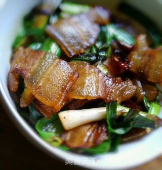 腊肉炒青蒜的做法