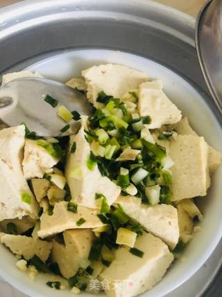 小葱拌豆腐的做法