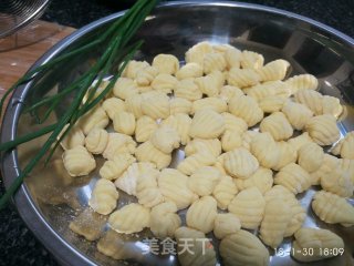 面食猫耳朵的做法