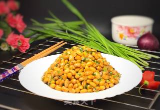 韭菜末炒黄豆的做法