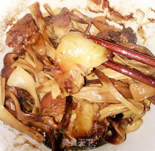 笋干炖五花肉的做法