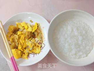 白粥配煎蛋的做法