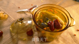 红枣乌鸡炖汤的做法