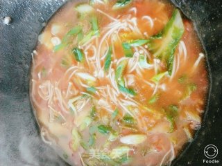 番茄煨金针菇的做法