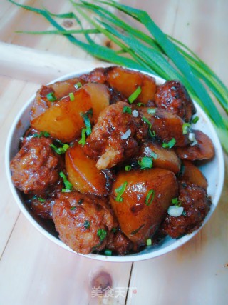 肉丸烧土豆的做法