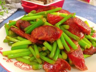 腊味－蒜苔炒腊肠的做法