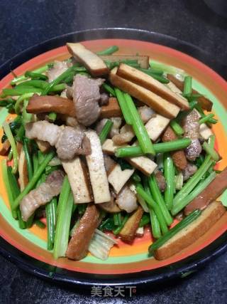 妈妈的味道～芫荽炒豆干的做法