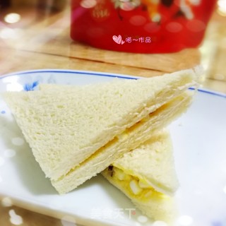 妈妈的味道——碎蛋三明治的做法