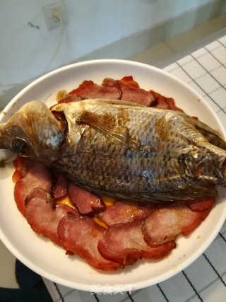 腊肉蒸鱼干的做法