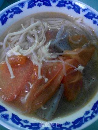 西红柿金针菇粉丝鸡蛋汤的做法