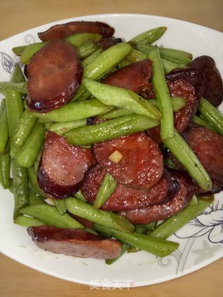 腊肠炒豆角的做法