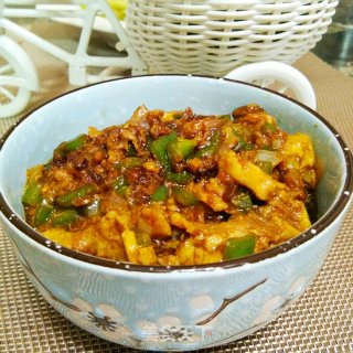 青椒鸡蛋酱的做法