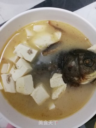 白鲫鱼豆腐汤的做法