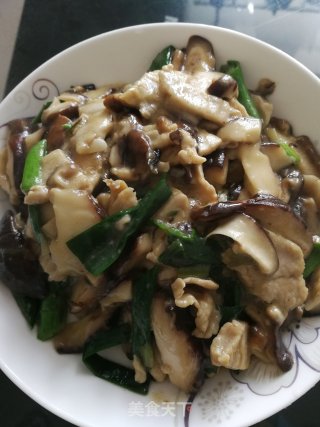 瘦肉炒香菇的做法