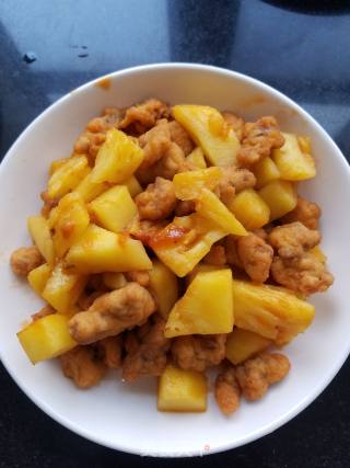 菠萝咕佬肉的做法