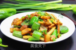 花肉炒香干的做法