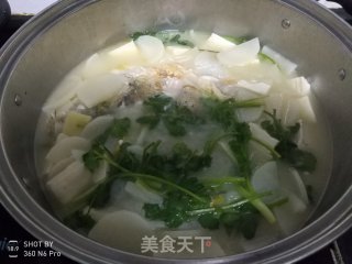鲈鱼豆腐萝卜汤的做法
