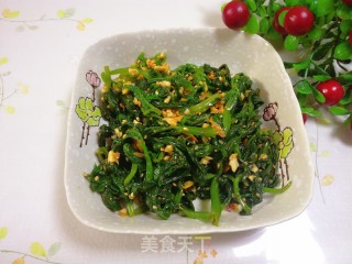 花生碎拌芹菜叶的做法