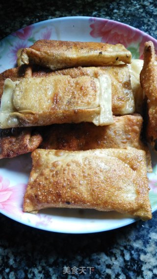 馄饨皮香蕉派的做法