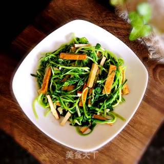 马兰头炒香干#春季野菜#的做法
