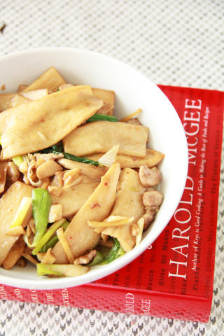 蚝油杏鲍菇炒肉的做法
