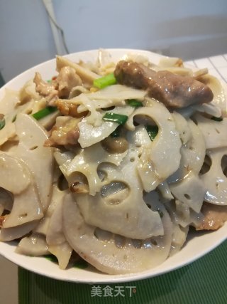 瘦肉炒藕片的做法