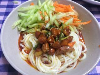凉拌面的做法