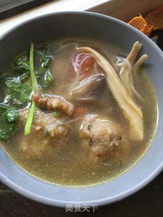 菌菇粉丝藕丸煲的做法